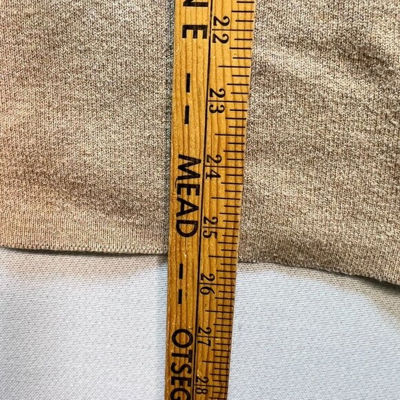 Chico's Women's Coolmax Turtleneck Pullover Sweater Knit Long Sleeve Size 1 Tan - Picture 9 of 11